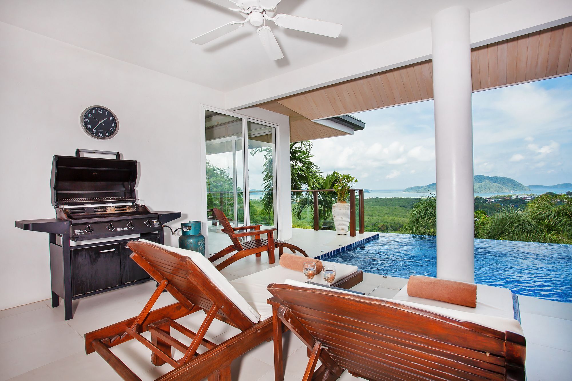 Villa Alangkarn Andaman 5 Bed Infinity Pool With Incredible View Nai Harn Eksteriør billede